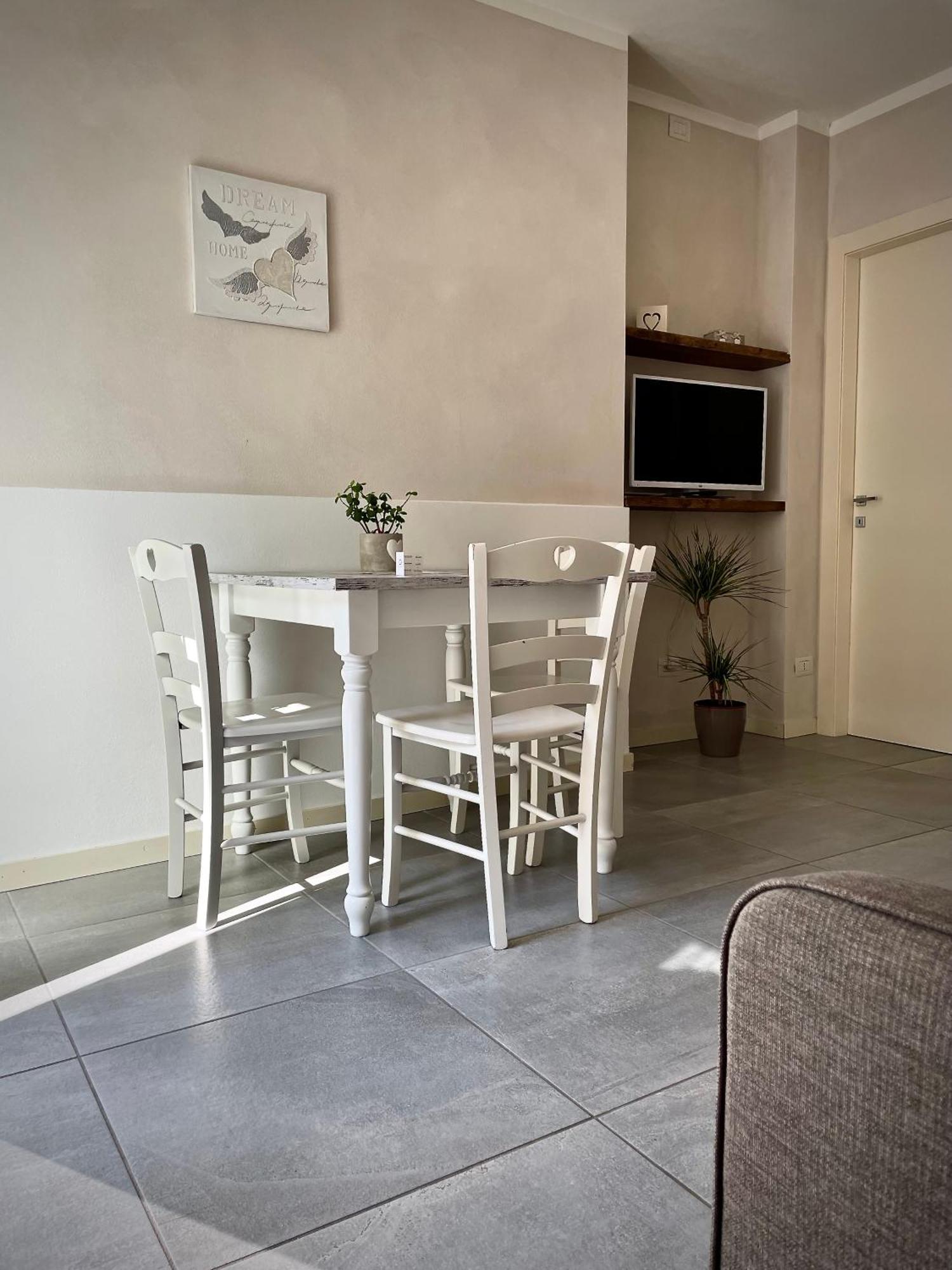 Villa Fontanelle Gardapartments Polpenazze del Garda Ngoại thất bức ảnh