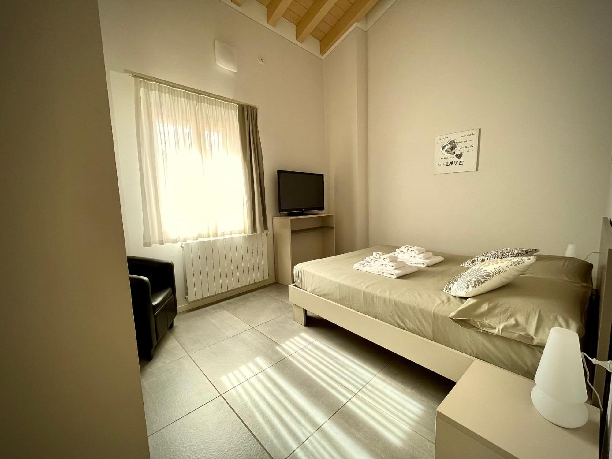 Villa Fontanelle Gardapartments Polpenazze del Garda Ngoại thất bức ảnh